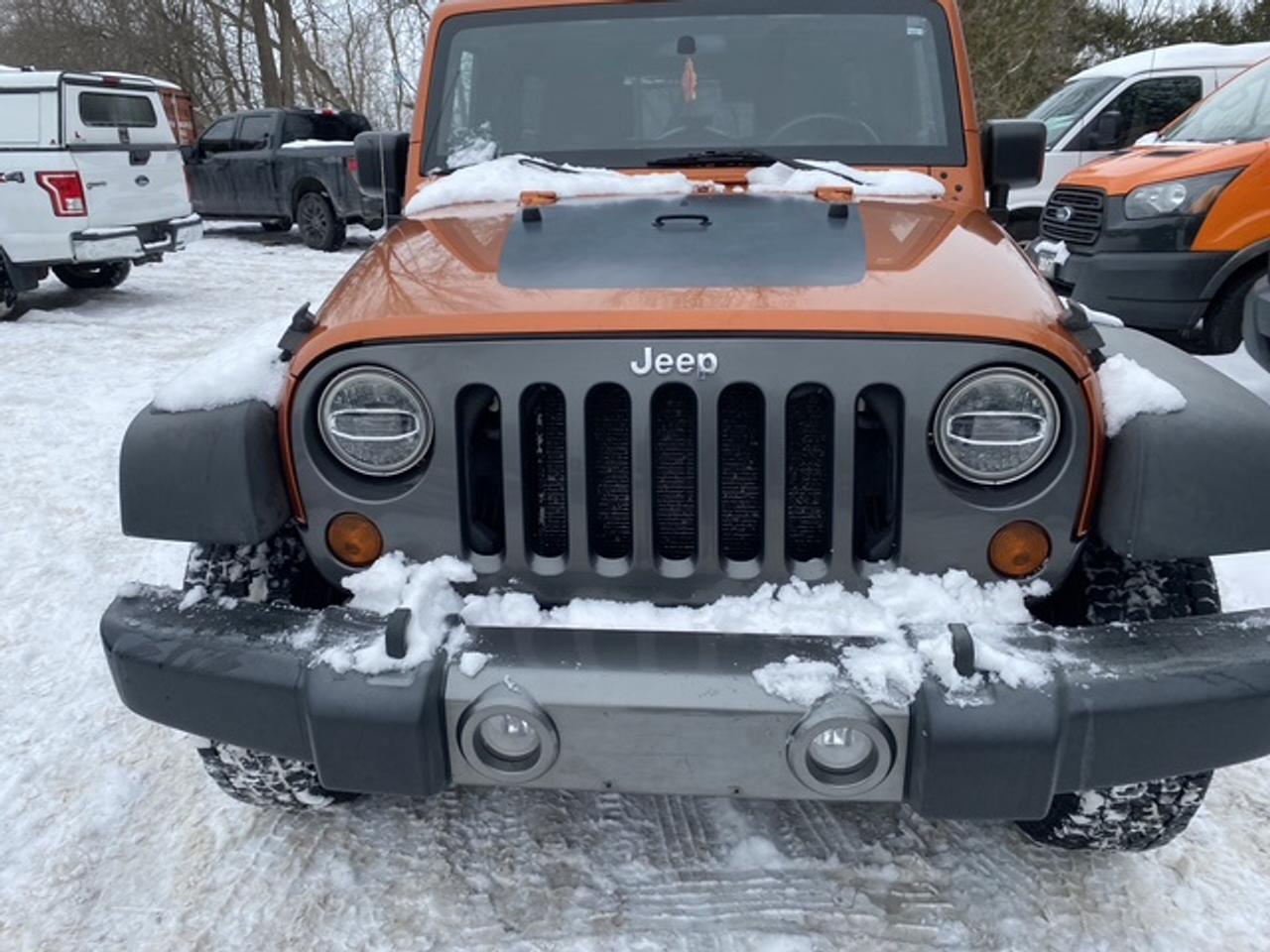 2010 Jeep Wrangler Unlimited Mountain Photo