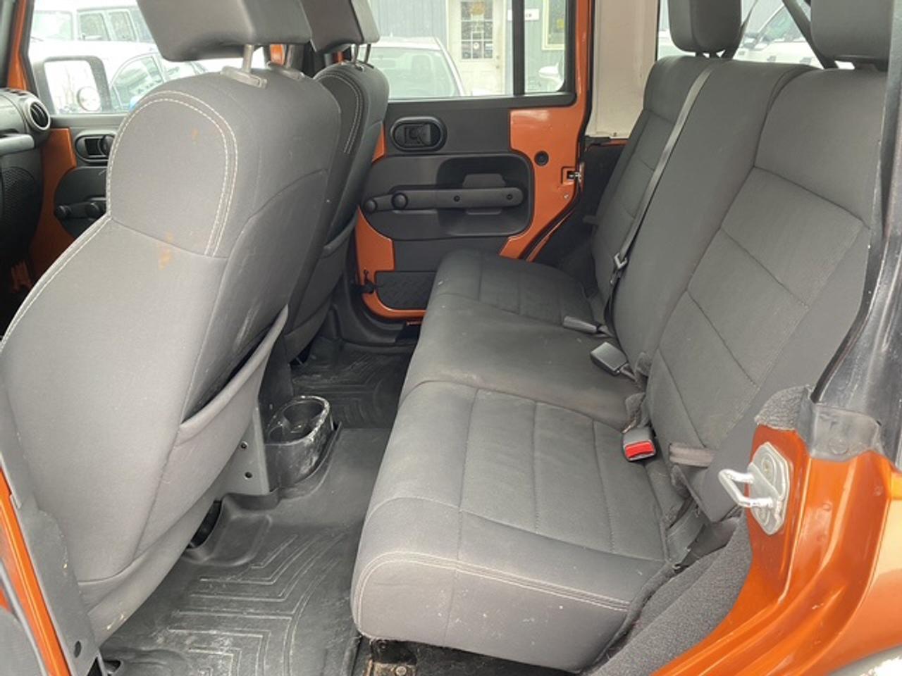 2010 Jeep Wrangler Unlimited Mountain Photo