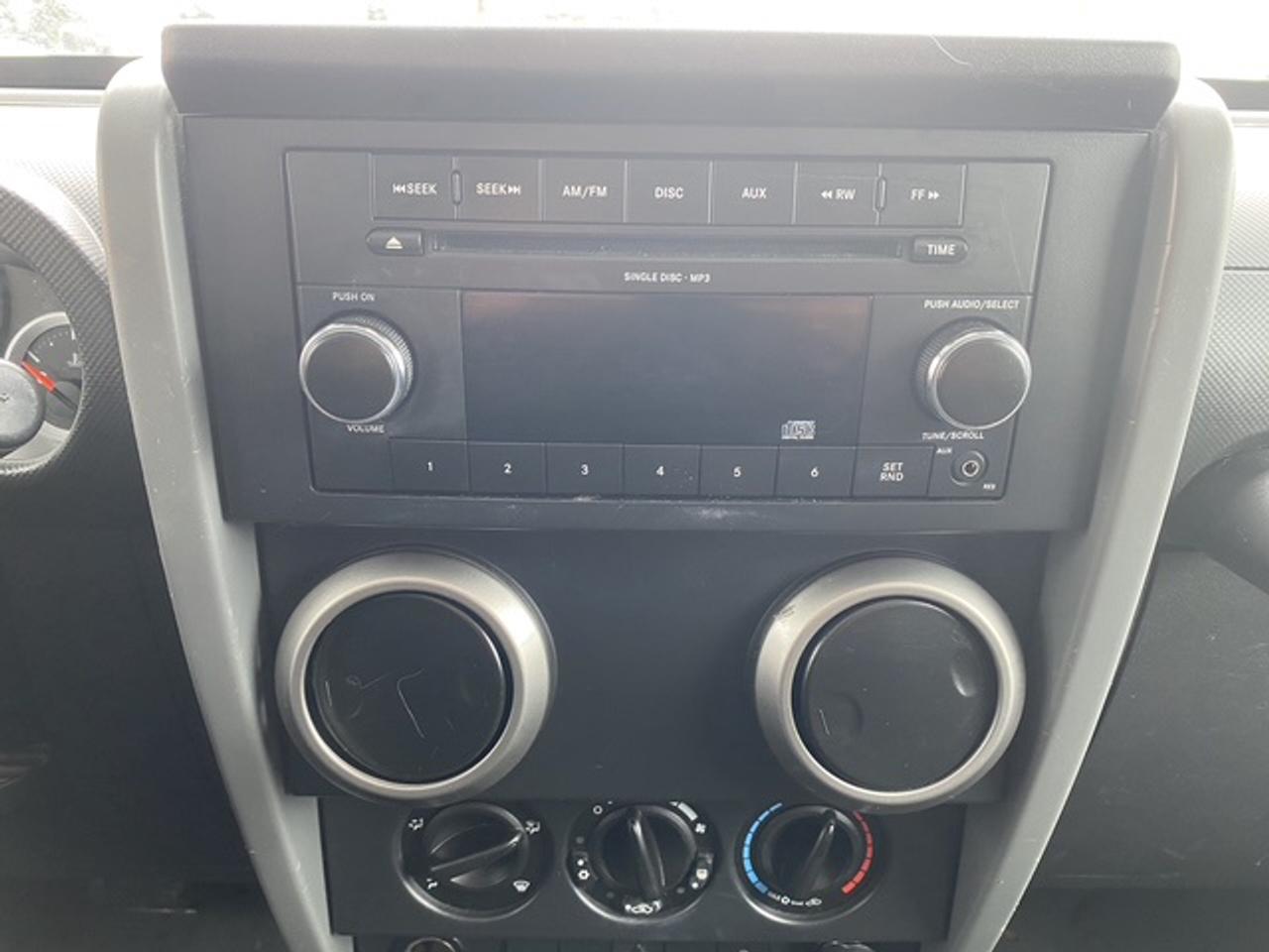 2010 Jeep Wrangler Unlimited Mountain Photo