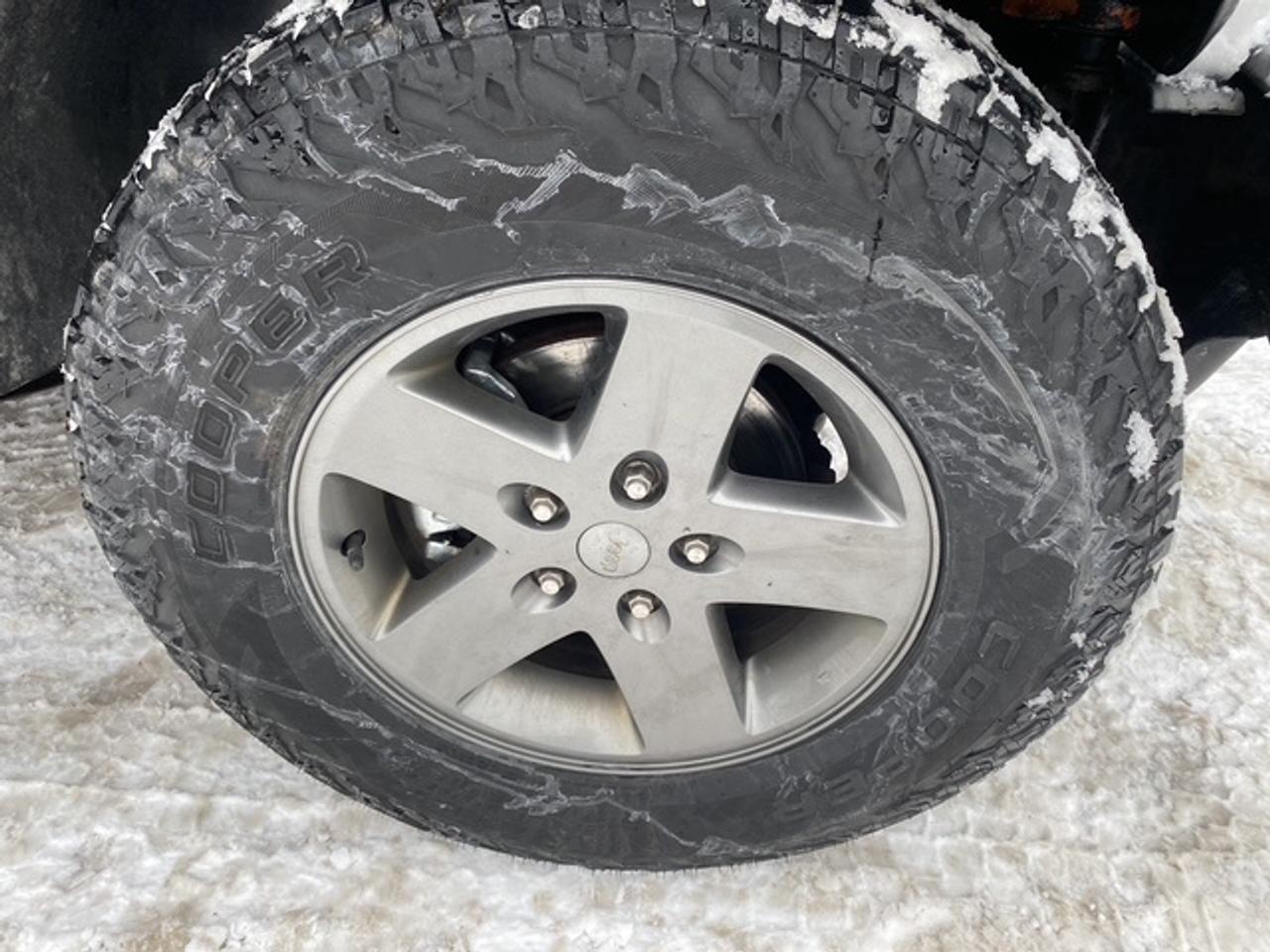 2010 Jeep Wrangler Unlimited Mountain Photo