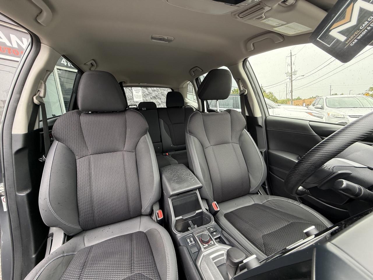 2020 Subaru Forester BASE Photo4