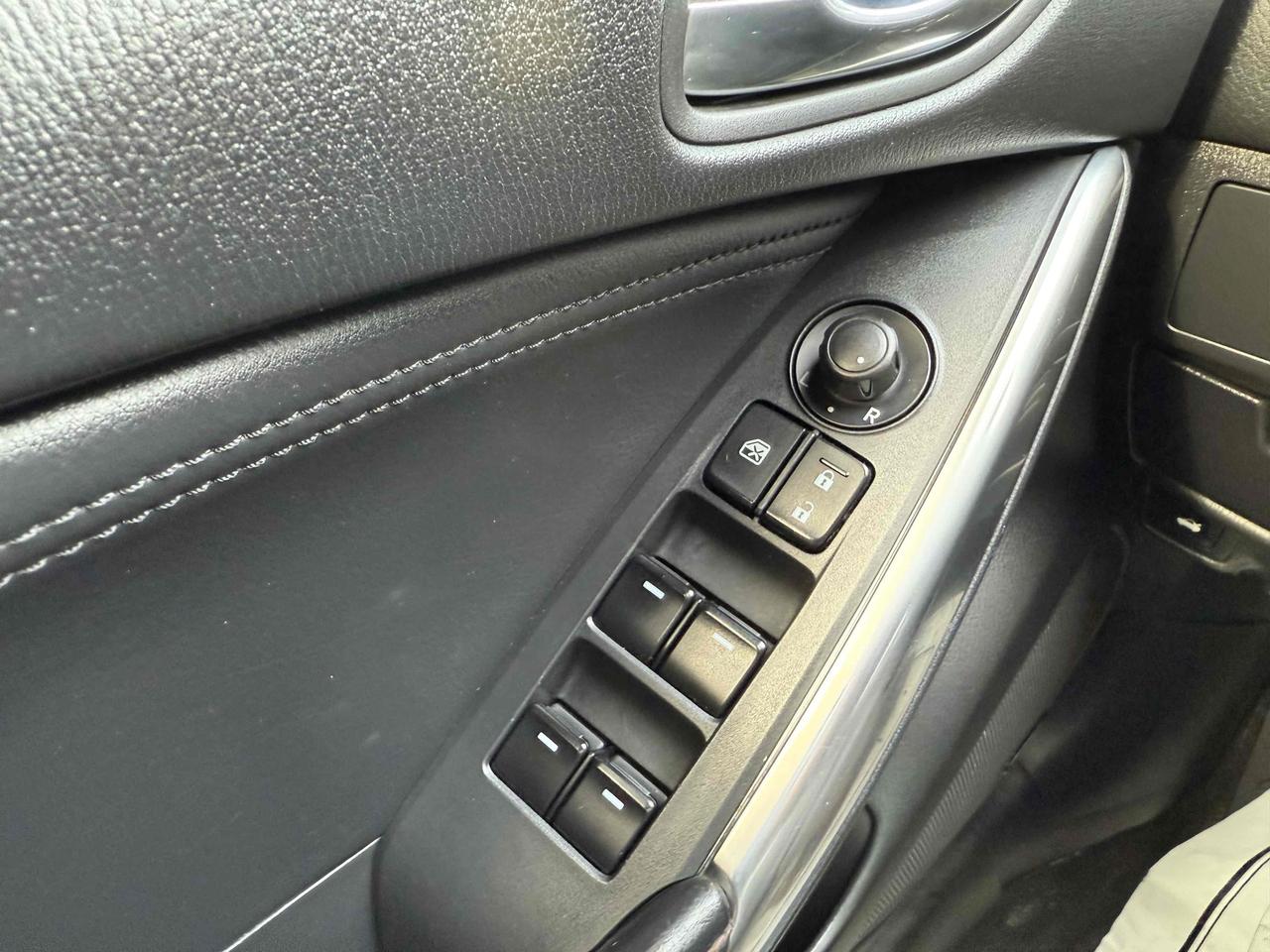 2014 Mazda MAZDA6 I Grand Touring Photo