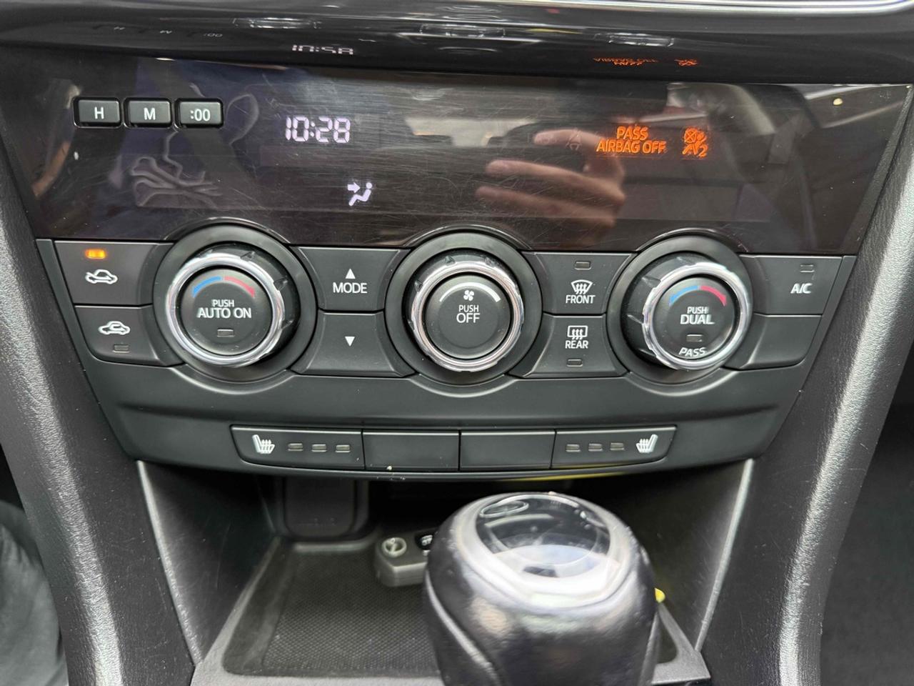 2014 Mazda MAZDA6 I Grand Touring Photo