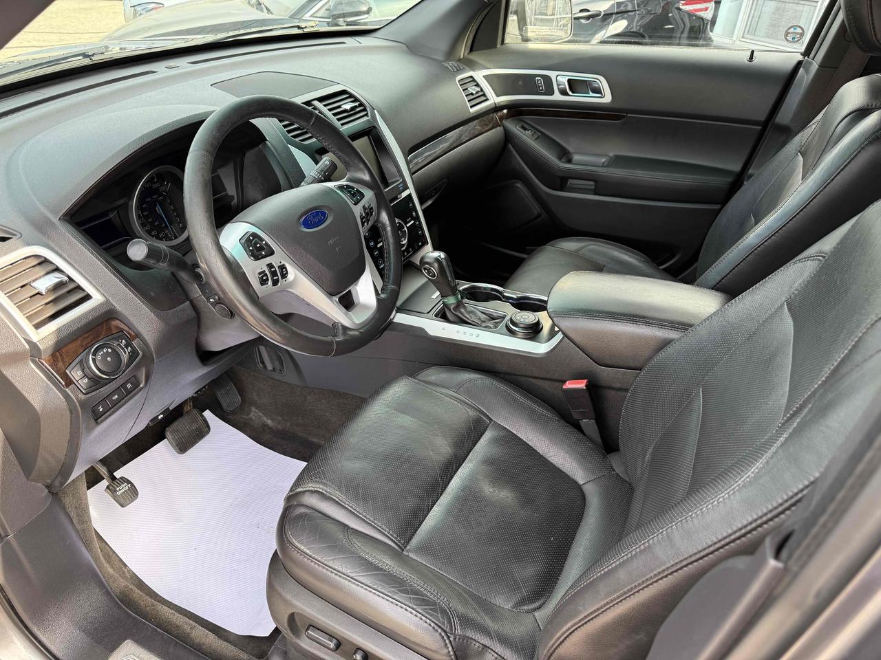 2014 Ford Explorer LIMITED Photo