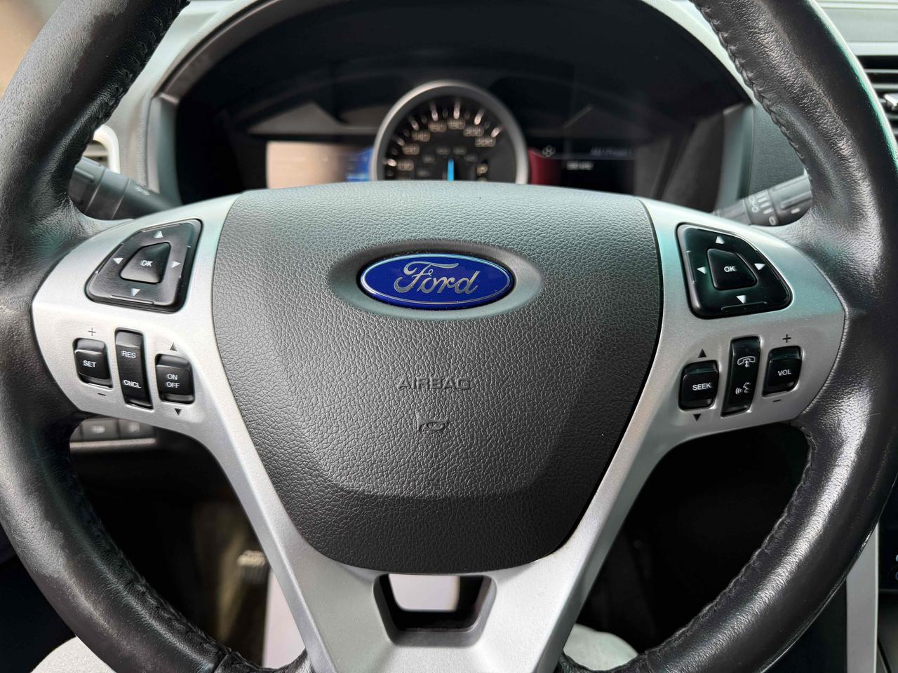 2014 Ford Explorer LIMITED Photo