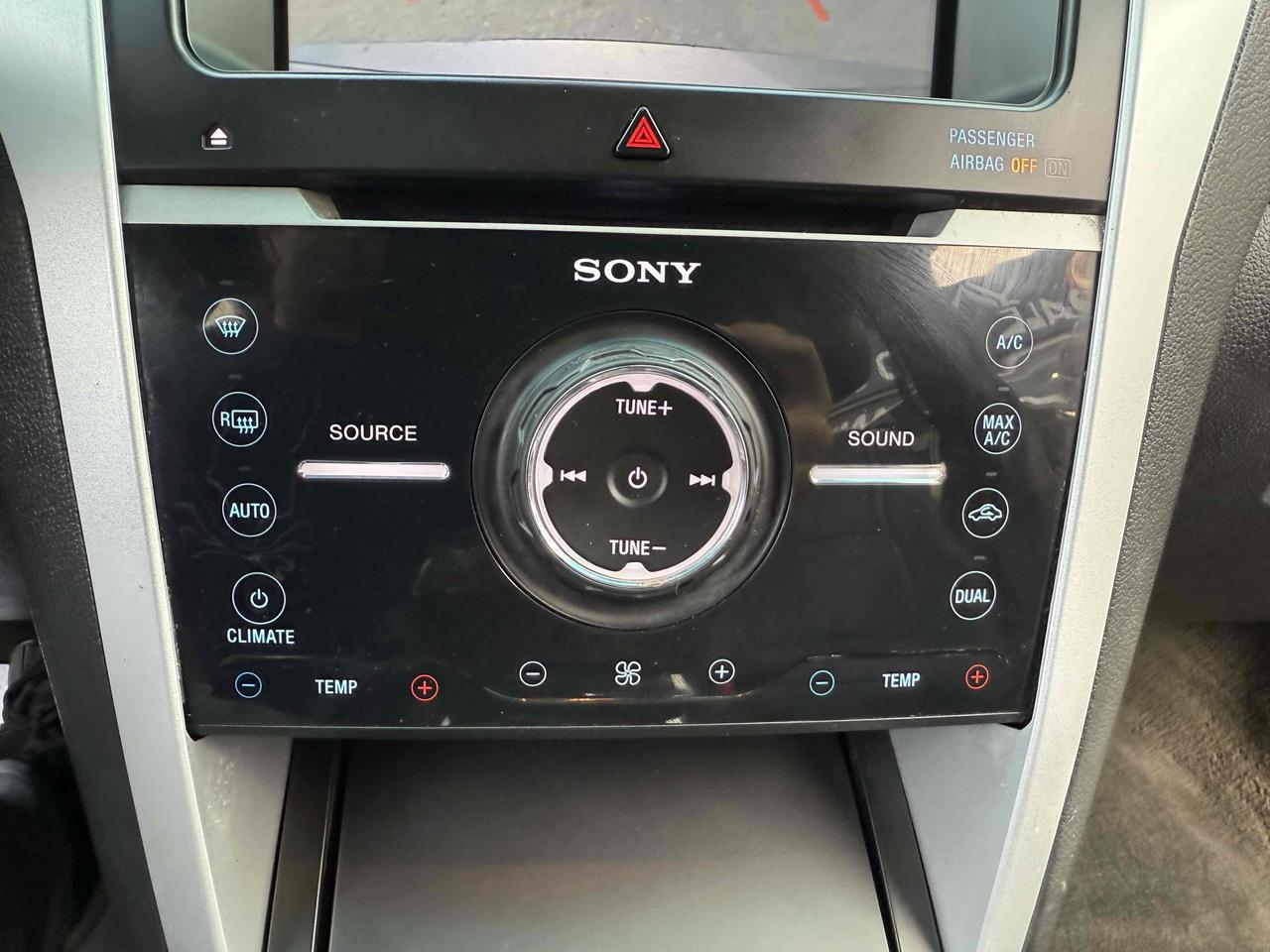 2014 Ford Explorer LIMITED Photo