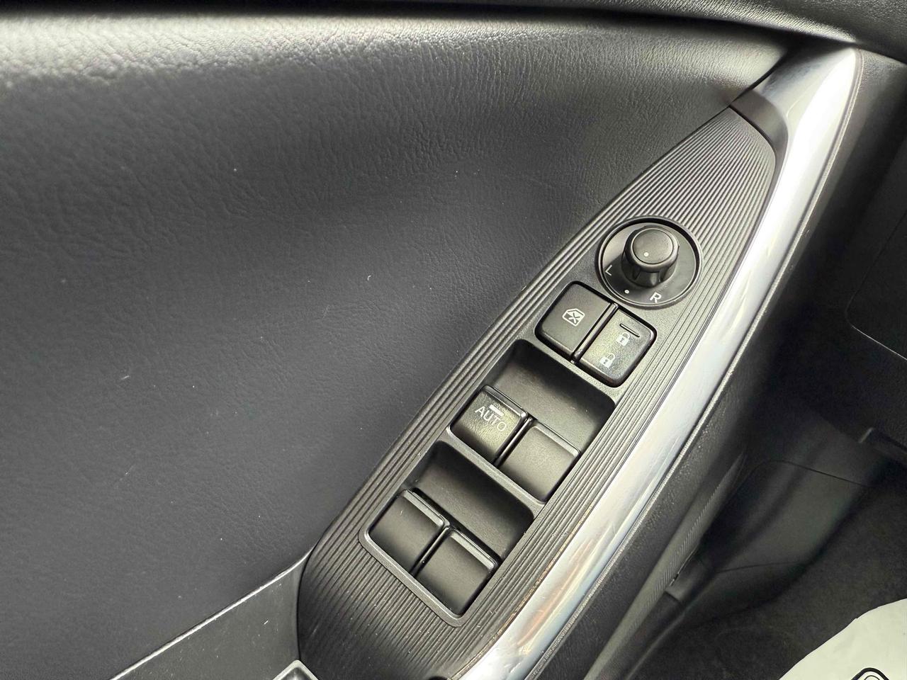 2018 Mazda MAZDA3 I Sport Photo