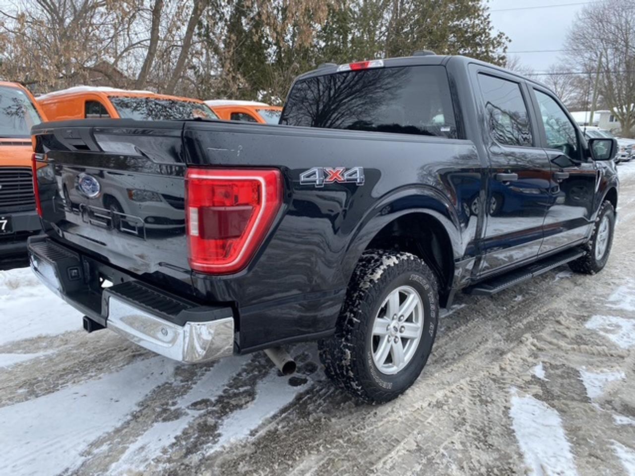 2021 Ford F-150 XLT CREW CAB SHORT B 4WD SUPERCREW Photo