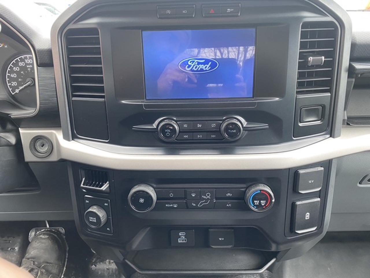 2021 Ford F-150 XLT CREW CAB SHORT B 4WD SUPERCREW Photo