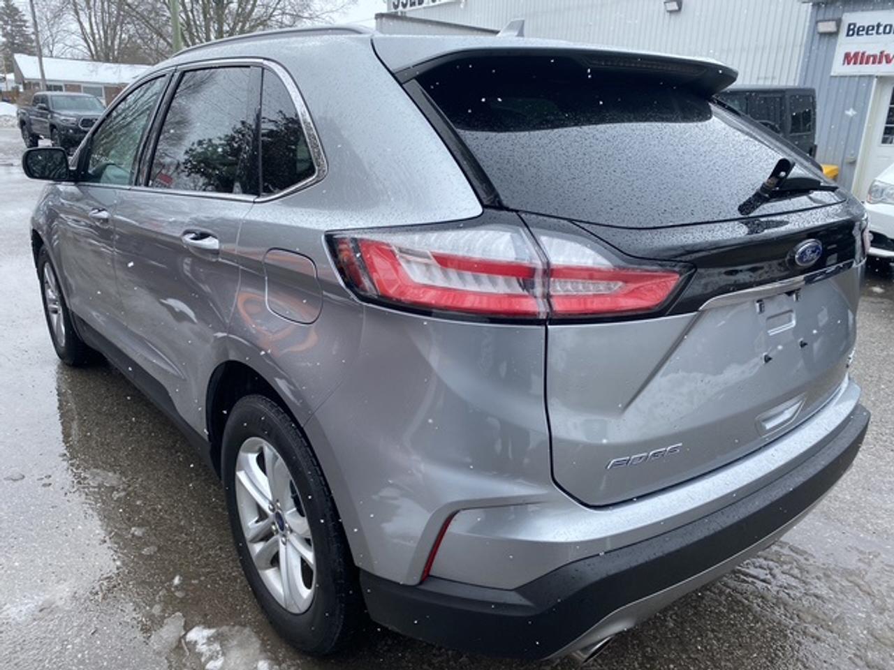 2020 Ford Edge SEL AWD Photo