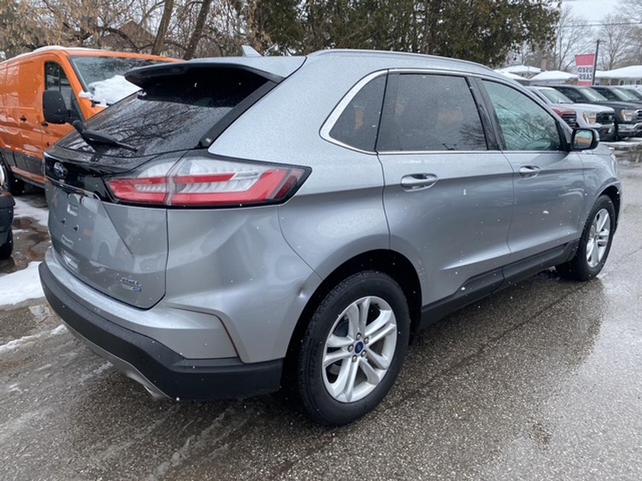 2020 Ford Edge SEL AWD Photo