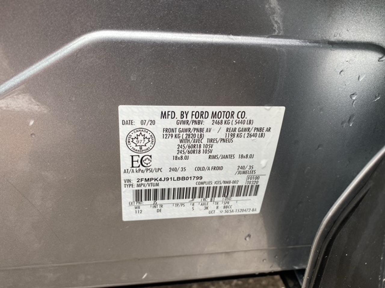 2020 Ford Edge SEL AWD Photo