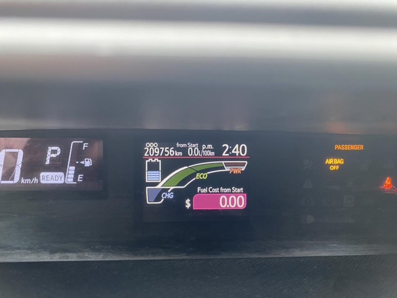 2015 Toyota Prius c C TECHNOLOGY 5DR HB Photo