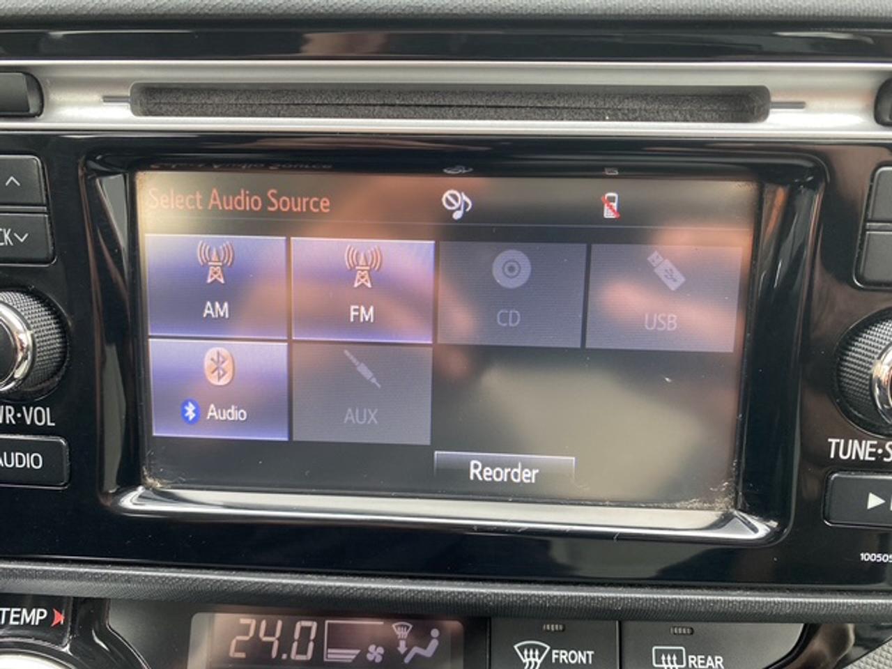 2015 Toyota Prius c C TECHNOLOGY 5DR HB Photo