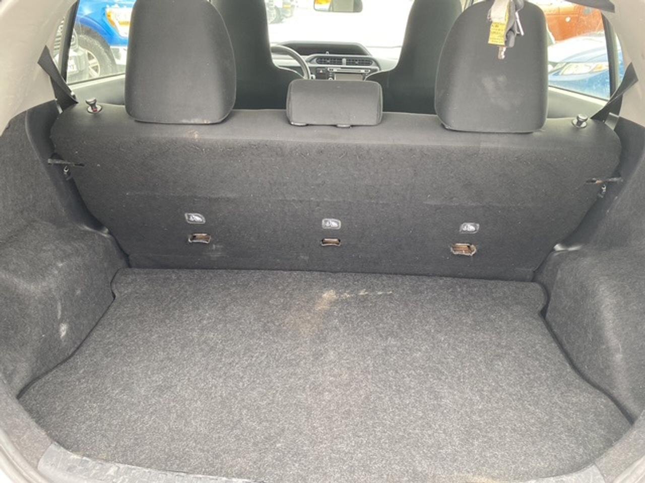 2015 Toyota Prius c C TECHNOLOGY 5DR HB Photo