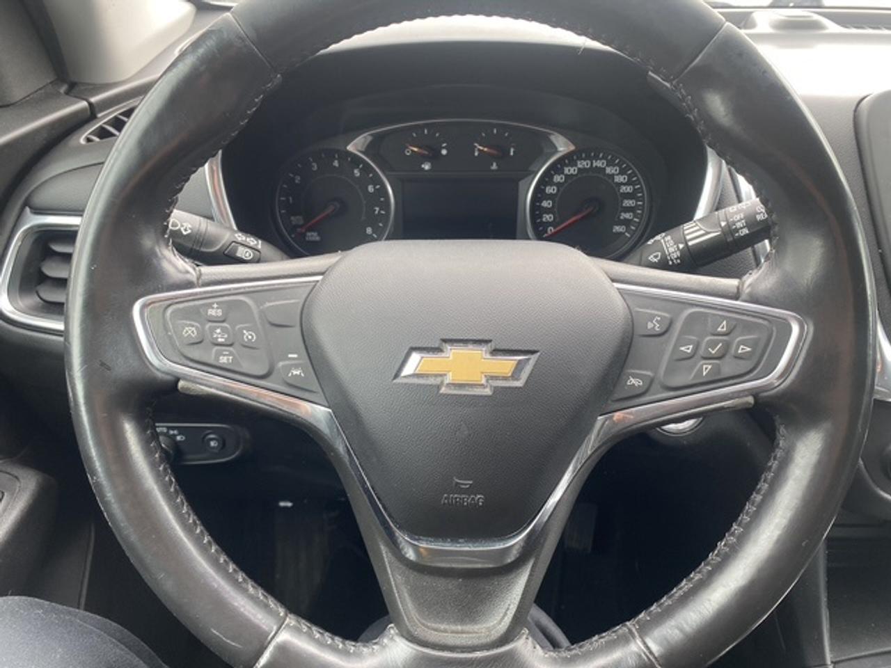 2020 Chevrolet Equinox LT FWD 4dr Photo