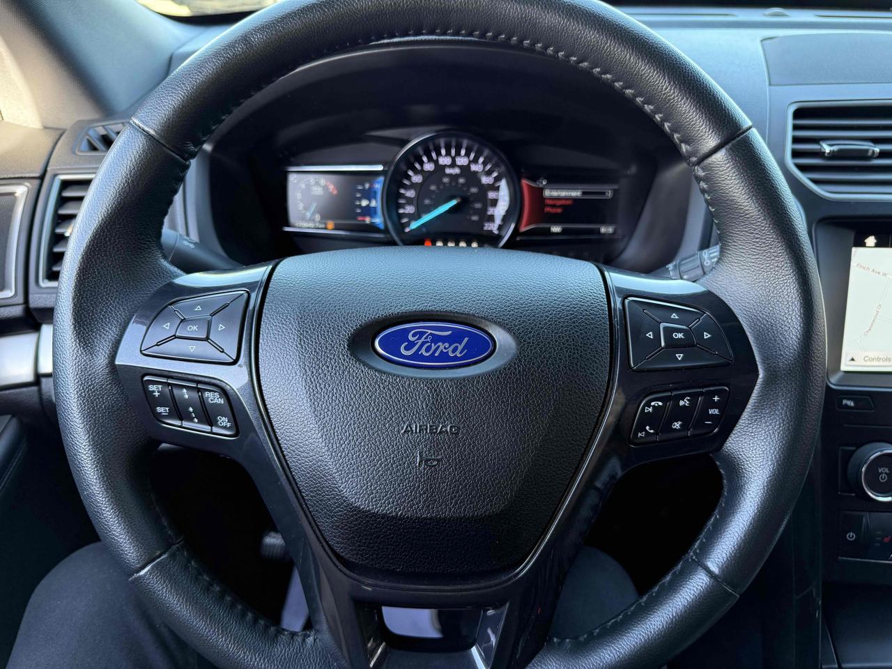 2019 Ford Explorer XLT Photo