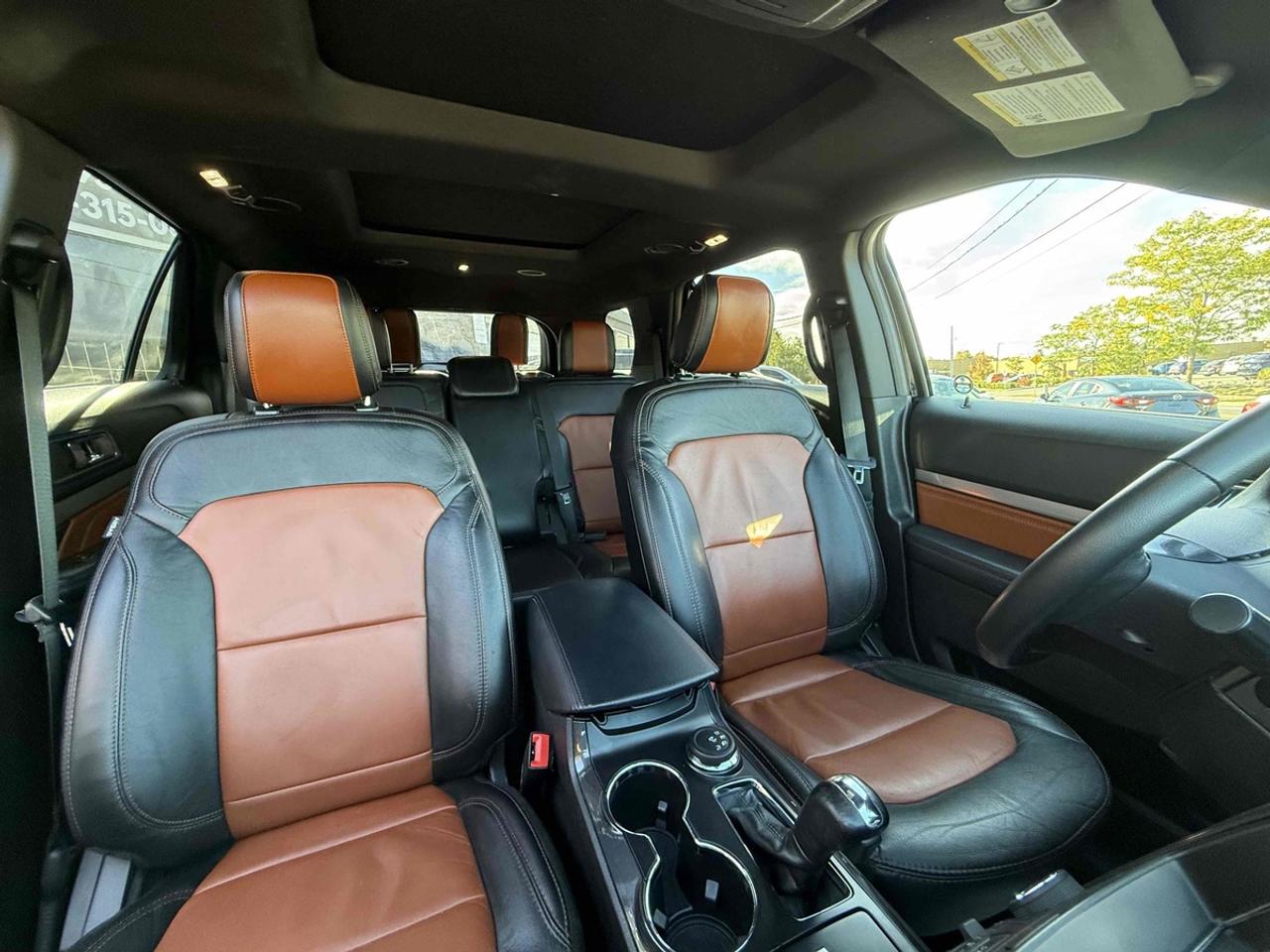 2019 Ford Explorer XLT Photo