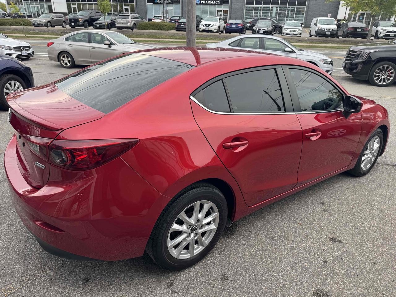 2015 Mazda MAZDA3 i Touring Photo