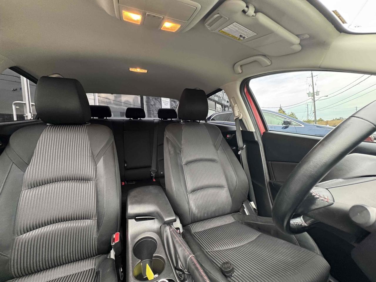 2015 Mazda MAZDA3 i Touring Photo