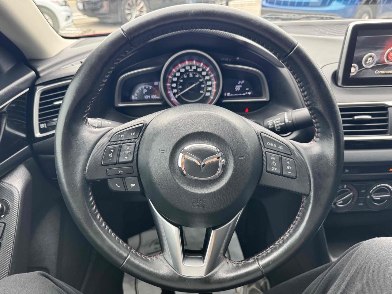 2015 Mazda MAZDA3 i Touring Photo