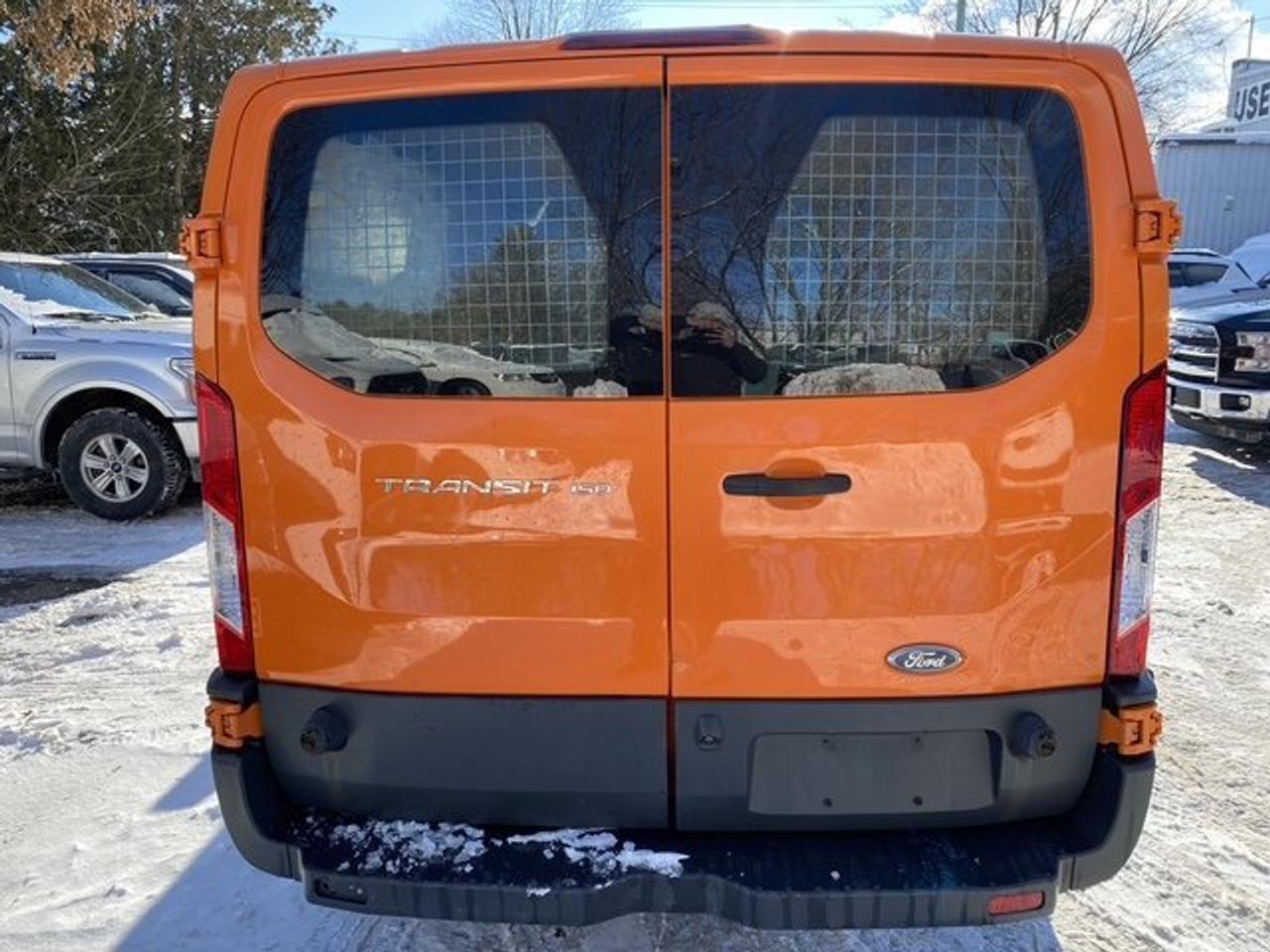 2017 Ford Transit VAN T-150 148" LOW RF 86 Photo