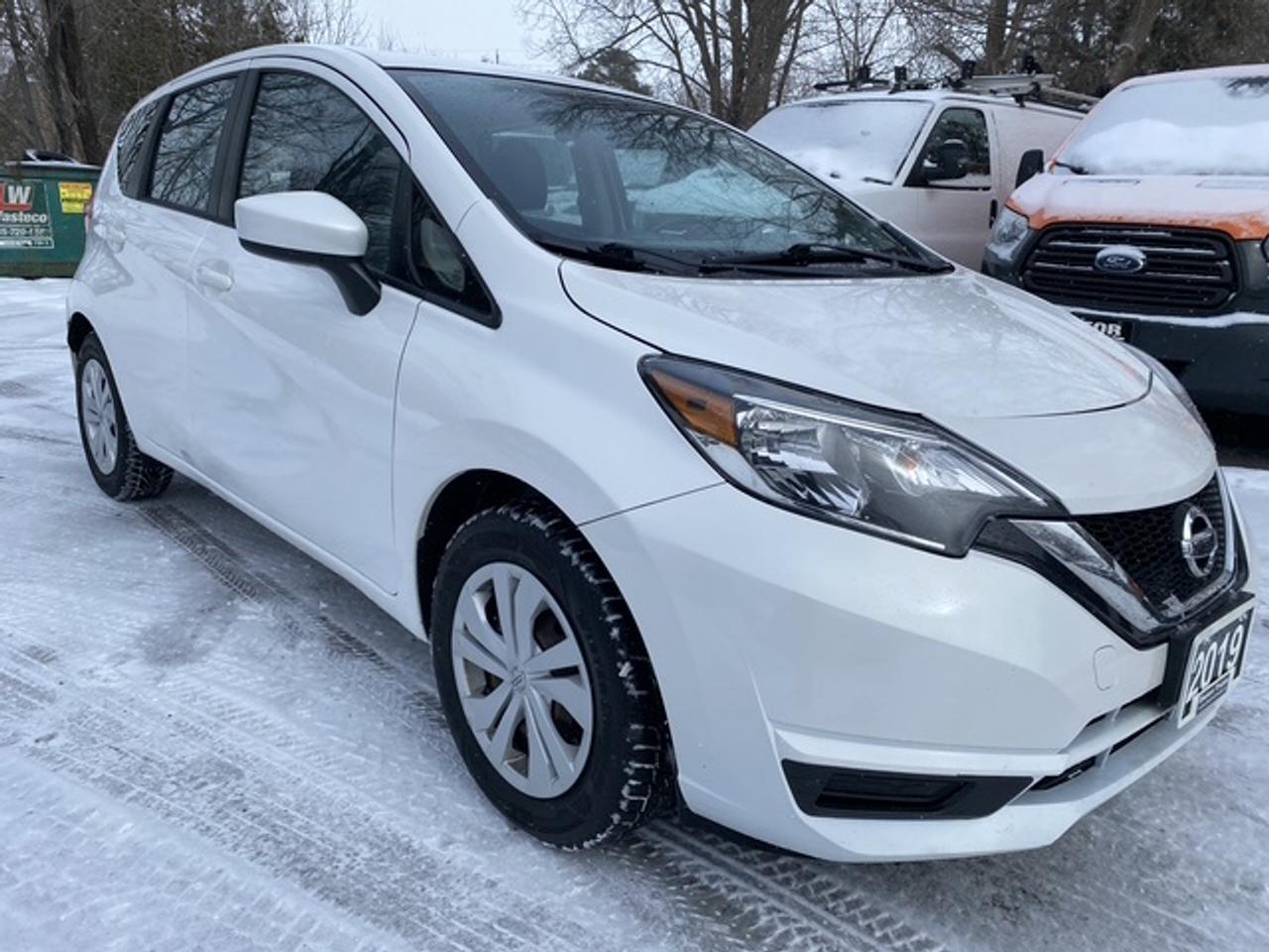 2019 Nissan Versa S CVT Photo