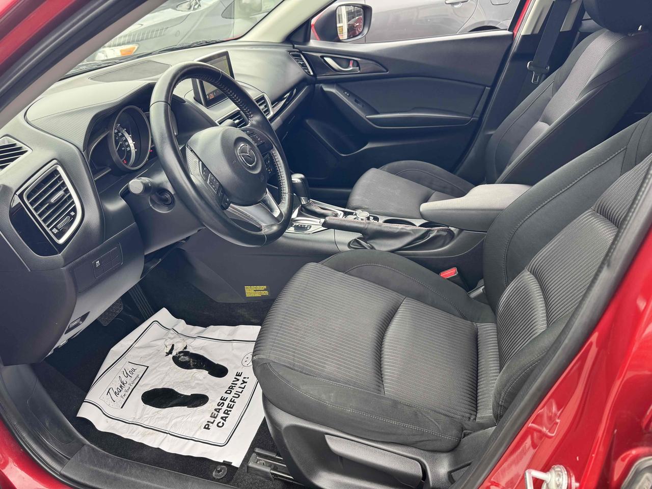 2015 Mazda MAZDA3 i Touring Photo