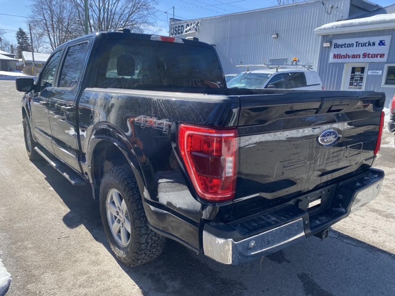 2021 Ford F-150 XLT CREW CAB SHORT B 4WD SUPERCREW Photo