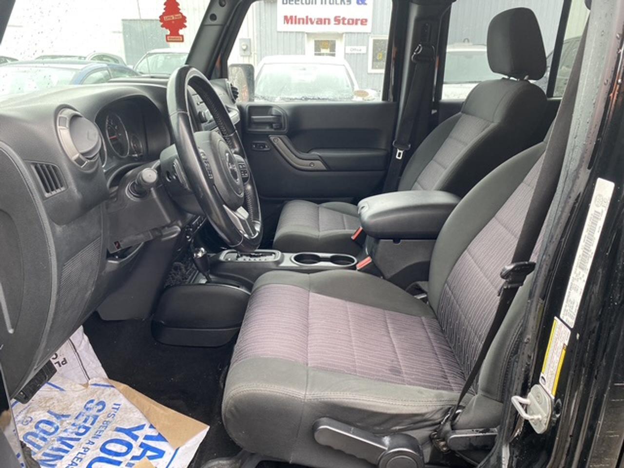 2011 Jeep Wrangler UNLIMITED SPORT Photo