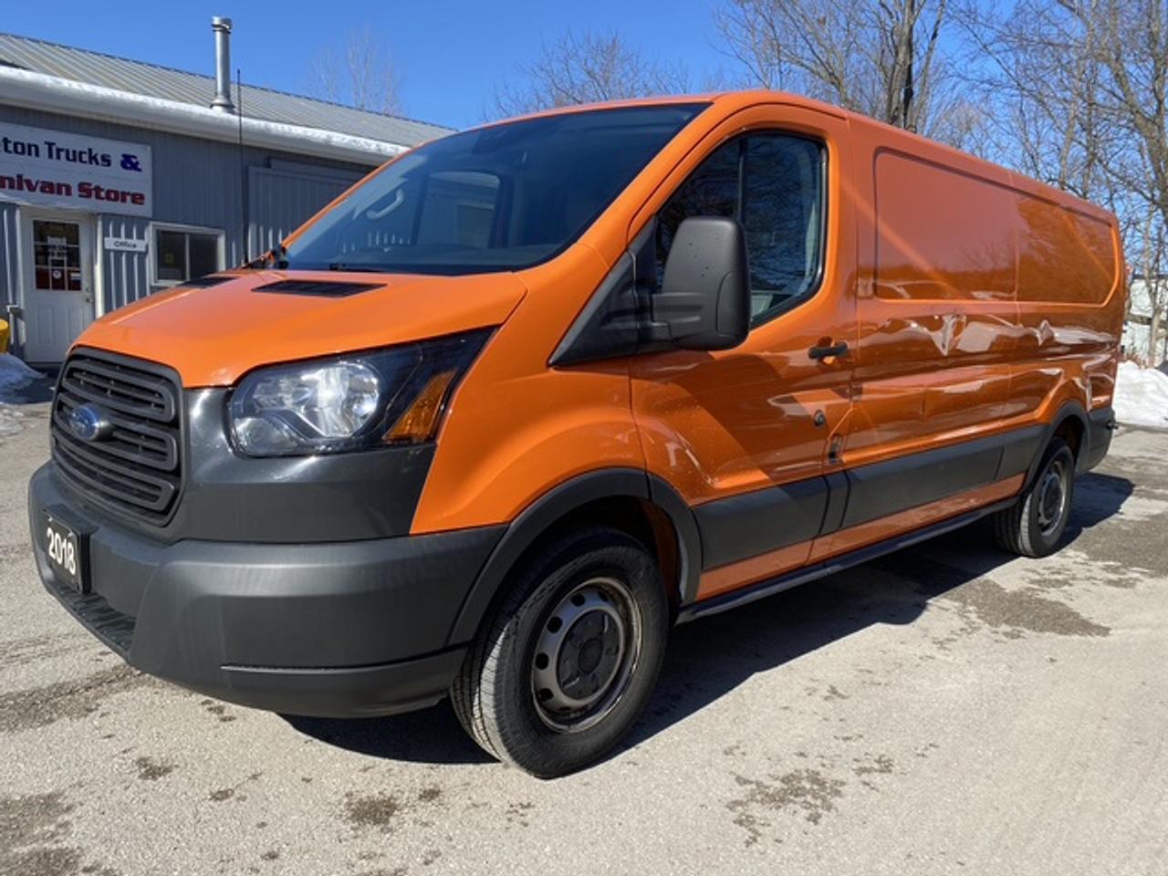2018 Ford Transit T-150 148" LOW RF 86 T-150 Photo0