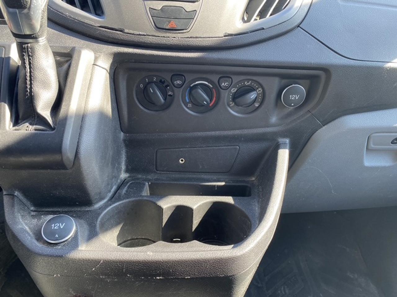 2018 Ford Transit T-150 148" LOW RF 86 T-150 Photo