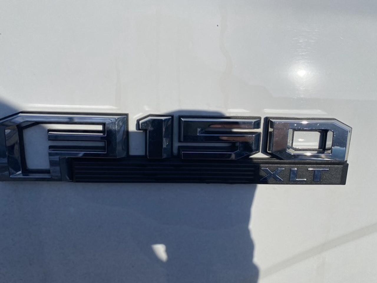 2019 Ford F-150 XLT CREW CAB STD BED 4WD SUPERCREW Photo