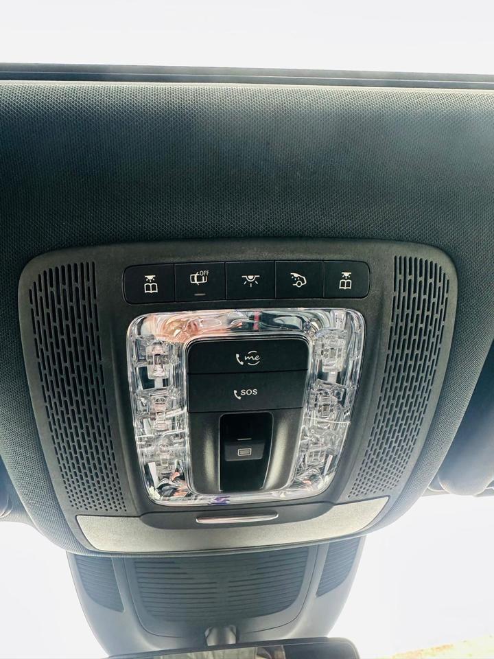 2020 Mercedes-Benz GLE-Class GLE 450 Photo