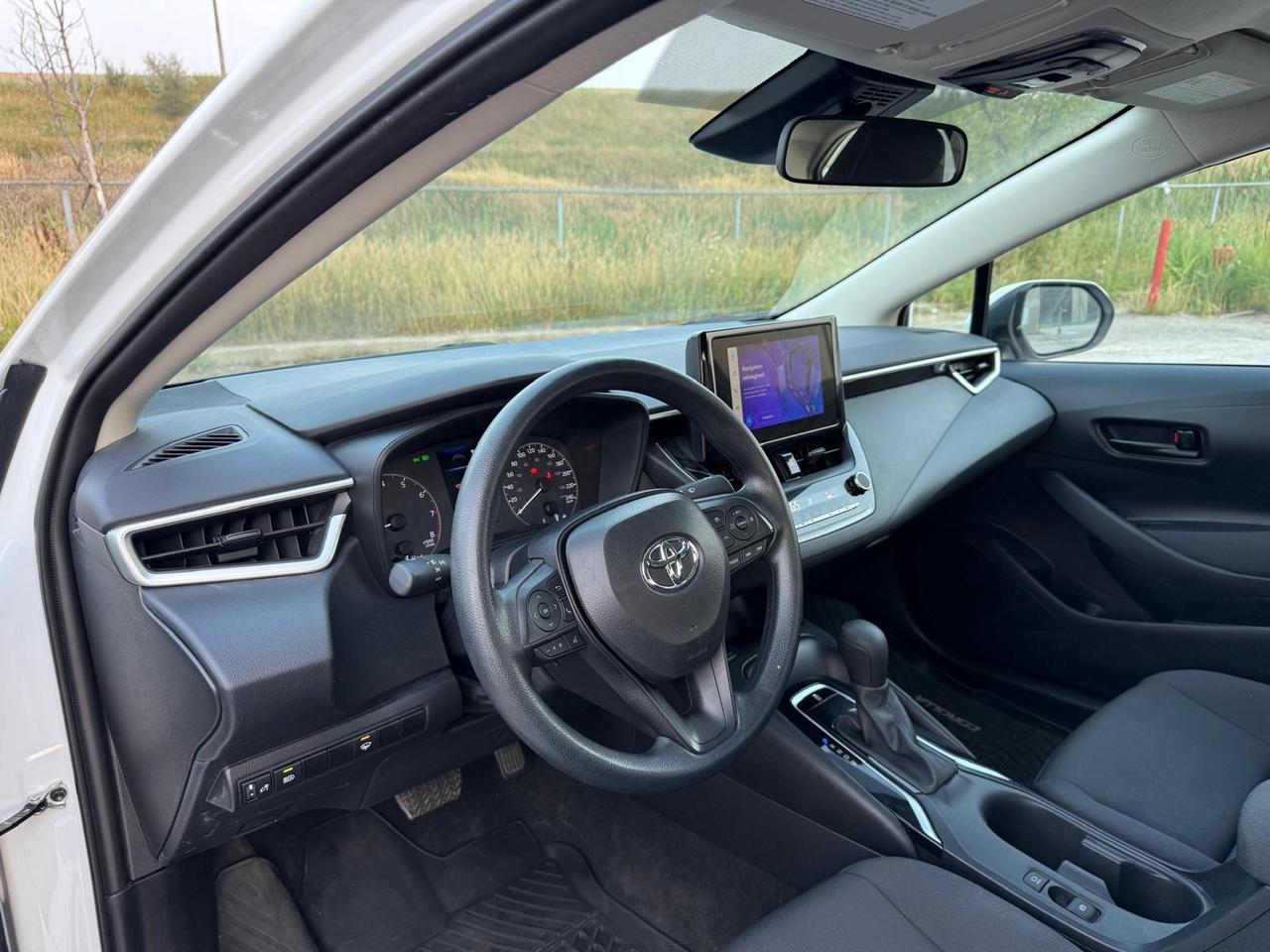 2025 Toyota Corolla LE Photo