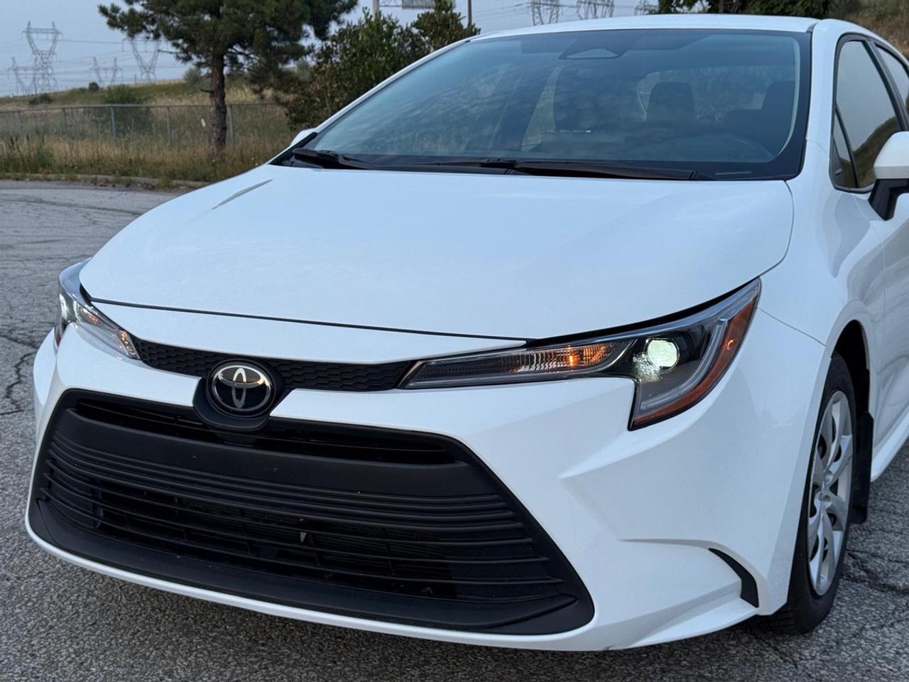 2025 Toyota Corolla LE Photo