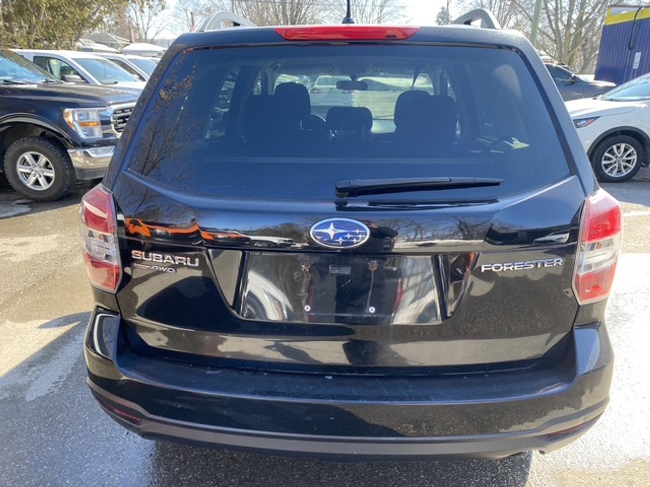 2014 Subaru Forester Premium AWD Photo