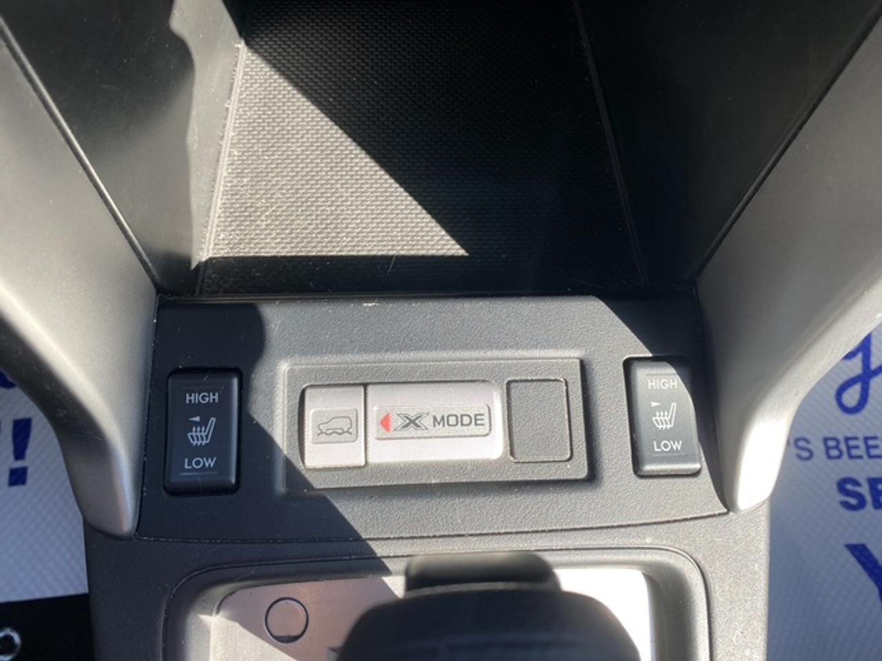 2014 Subaru Forester Premium AWD Photo