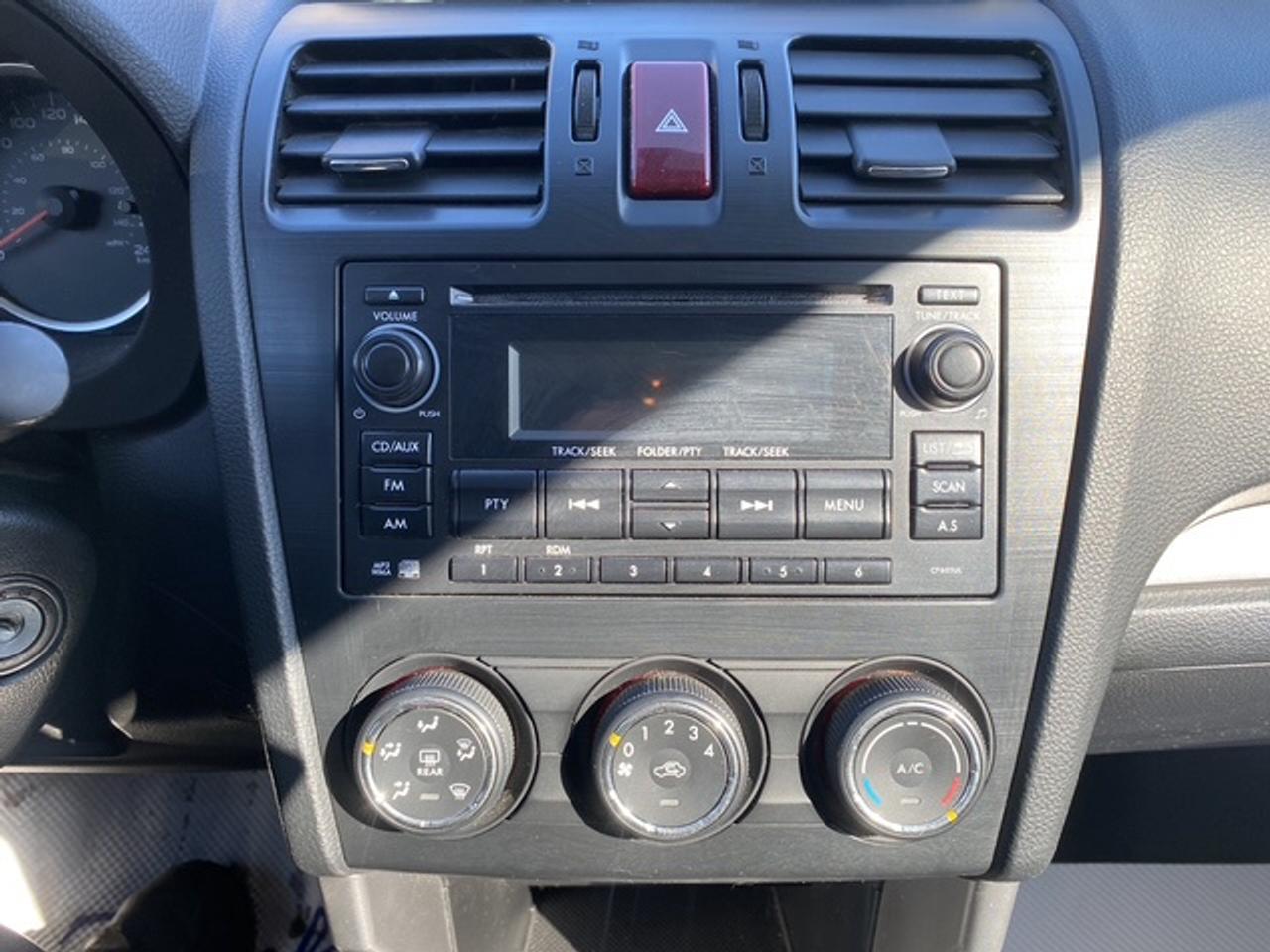 2014 Subaru Forester Premium AWD Photo