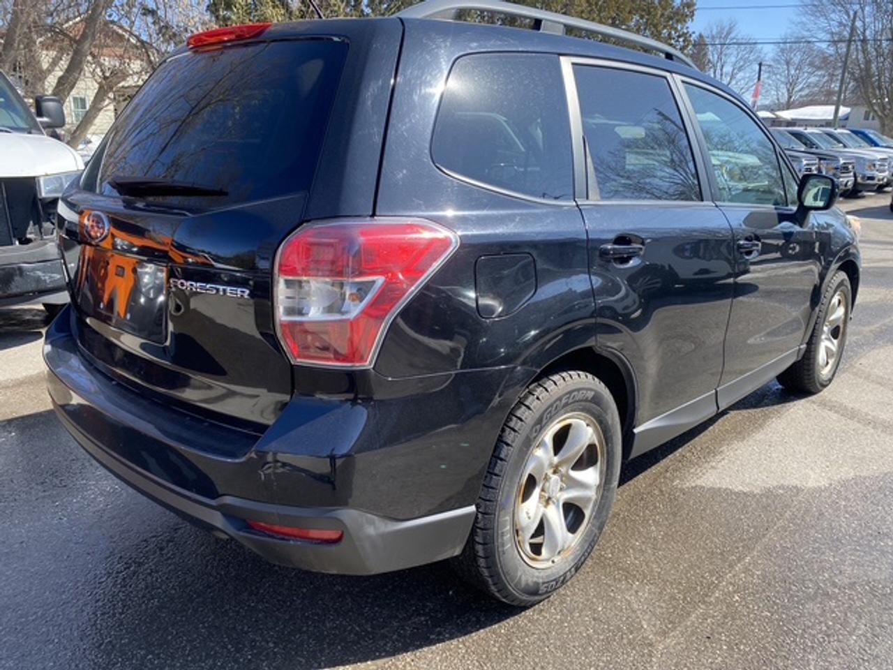 2014 Subaru Forester Premium AWD Photo