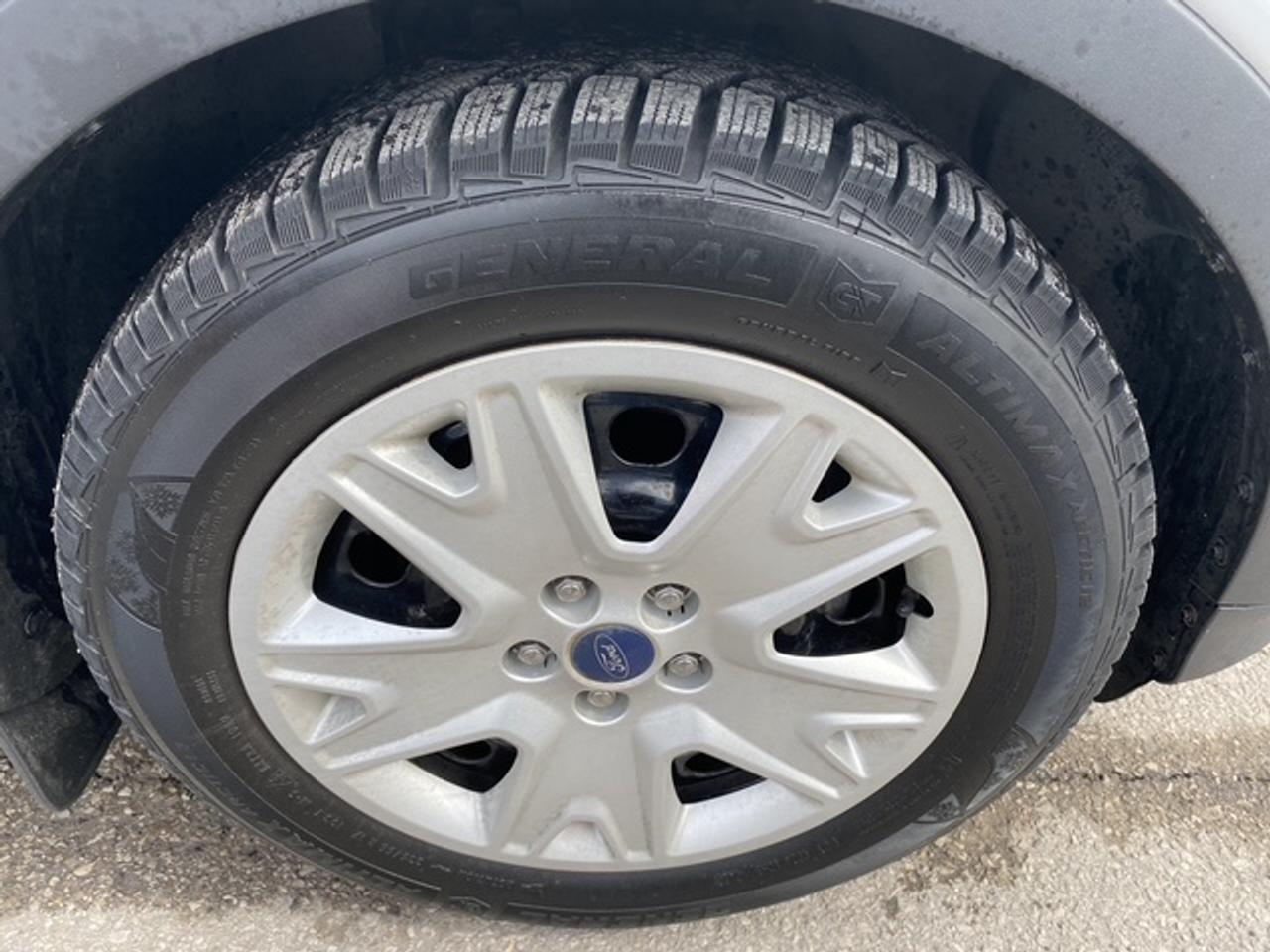 2015 Ford Escape S FWD 4dr Photo