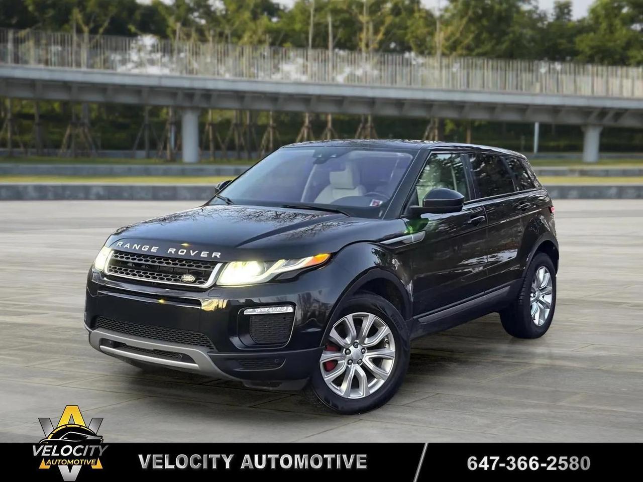 2019 Land Rover Range Rover Evoque SE Photo0