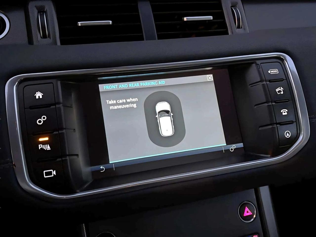 2019 Land Rover Range Rover Evoque SE Photo