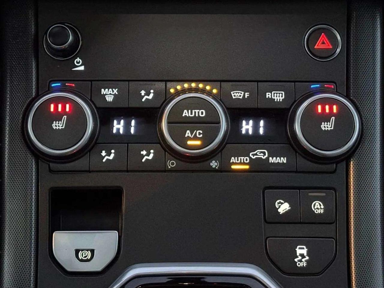 2019 Land Rover Range Rover Evoque SE Photo