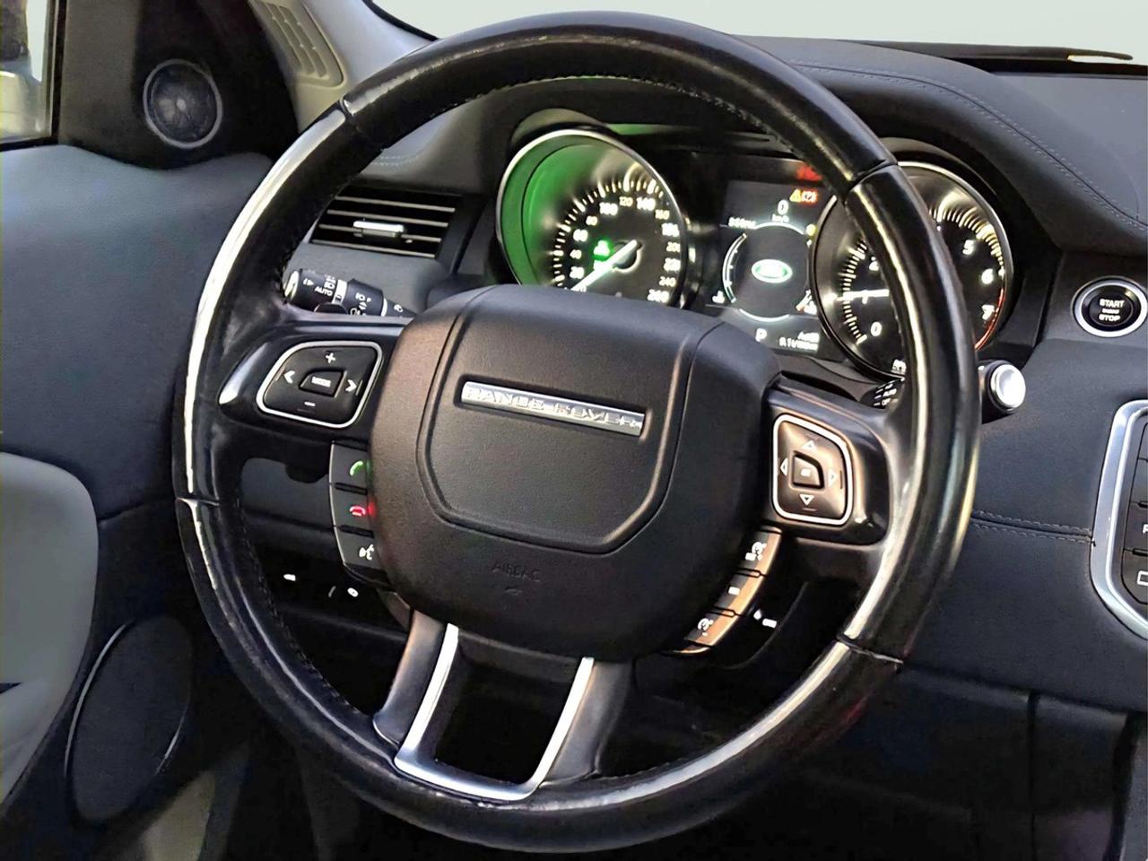 2019 Land Rover Range Rover Evoque SE Photo