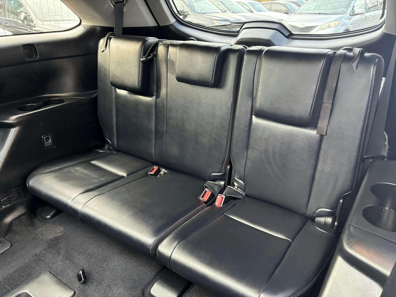 2019 Toyota Highlander Hybrid Limited | No Accidents! Photo