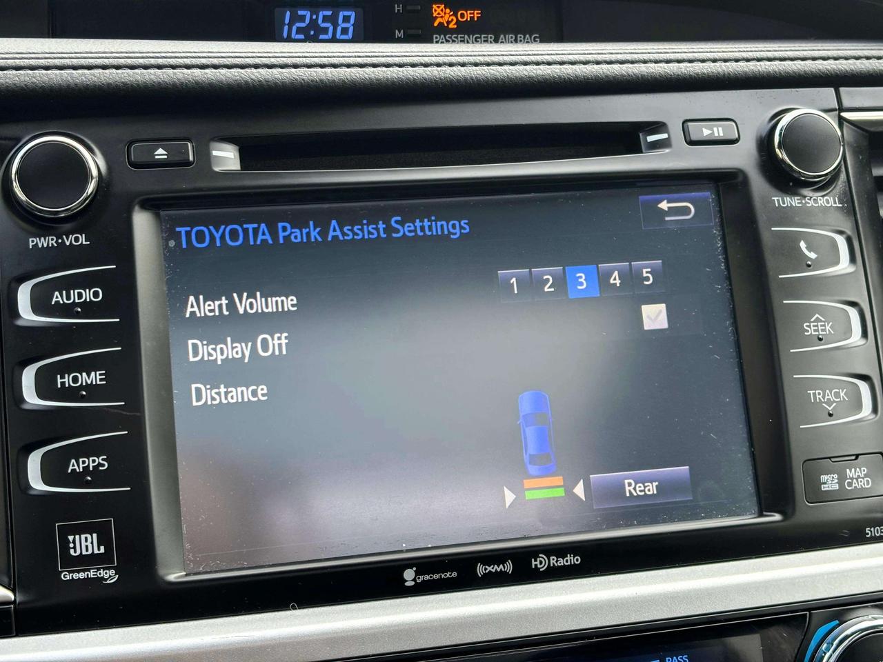 2019 Toyota Highlander Hybrid Limited | No Accidents! Photo