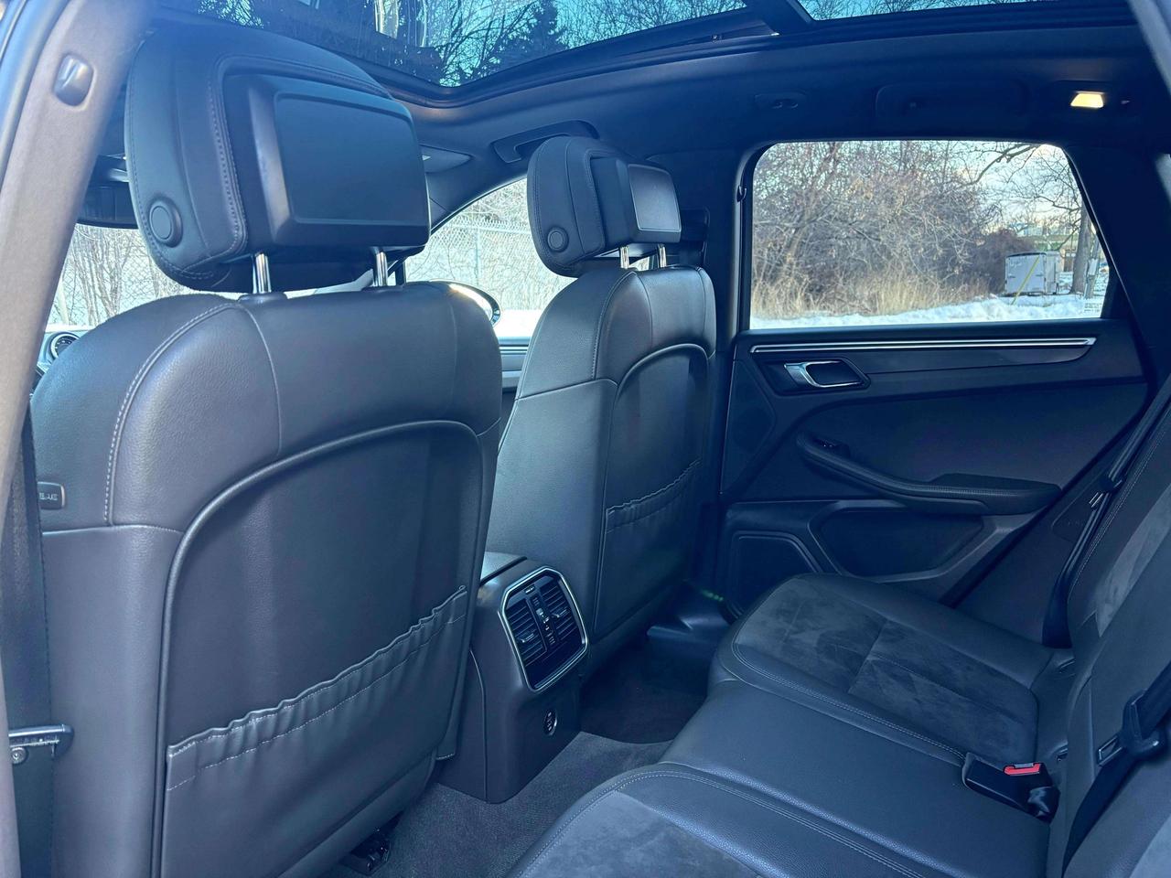 2017 Porsche Macan | No Accidents! Photo