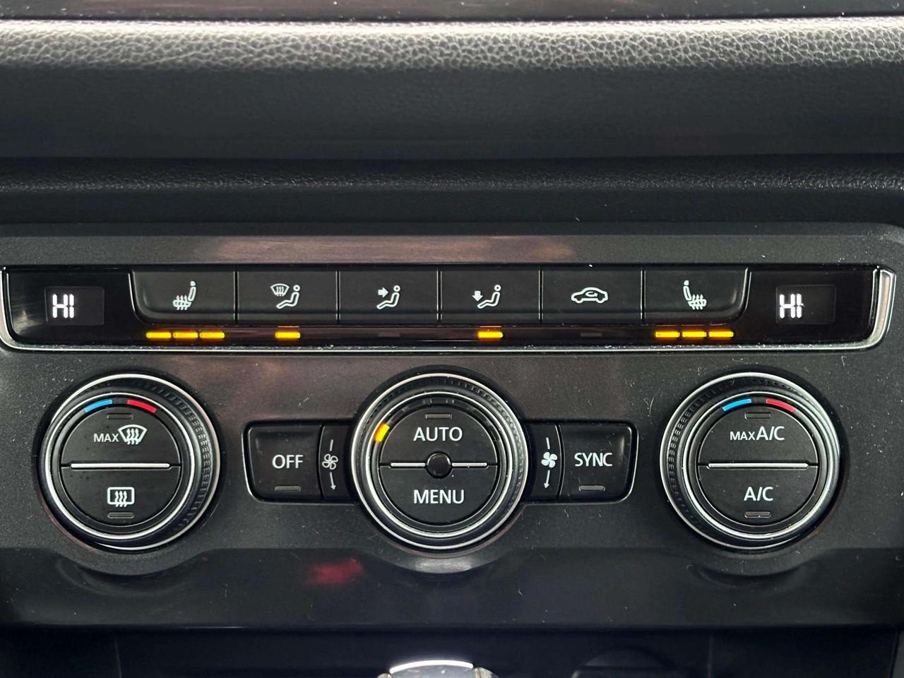 2019 Volkswagen Tiguan Comfortline 7-Passenger | No Accidents! Photo