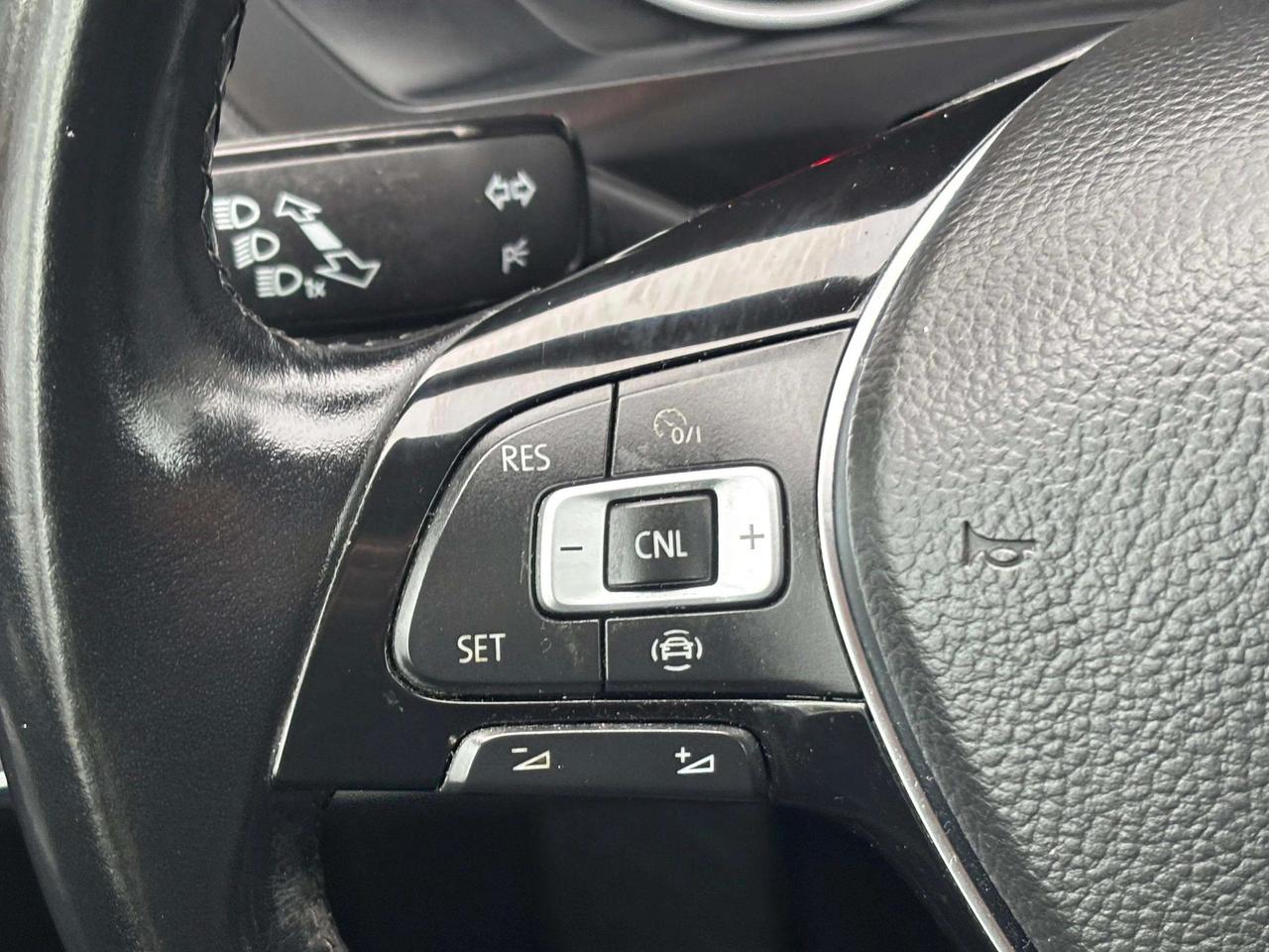 2019 Volkswagen Tiguan Comfortline 7-Passenger | No Accidents! Photo